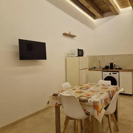 Porta Garibaldi Apartment Catania